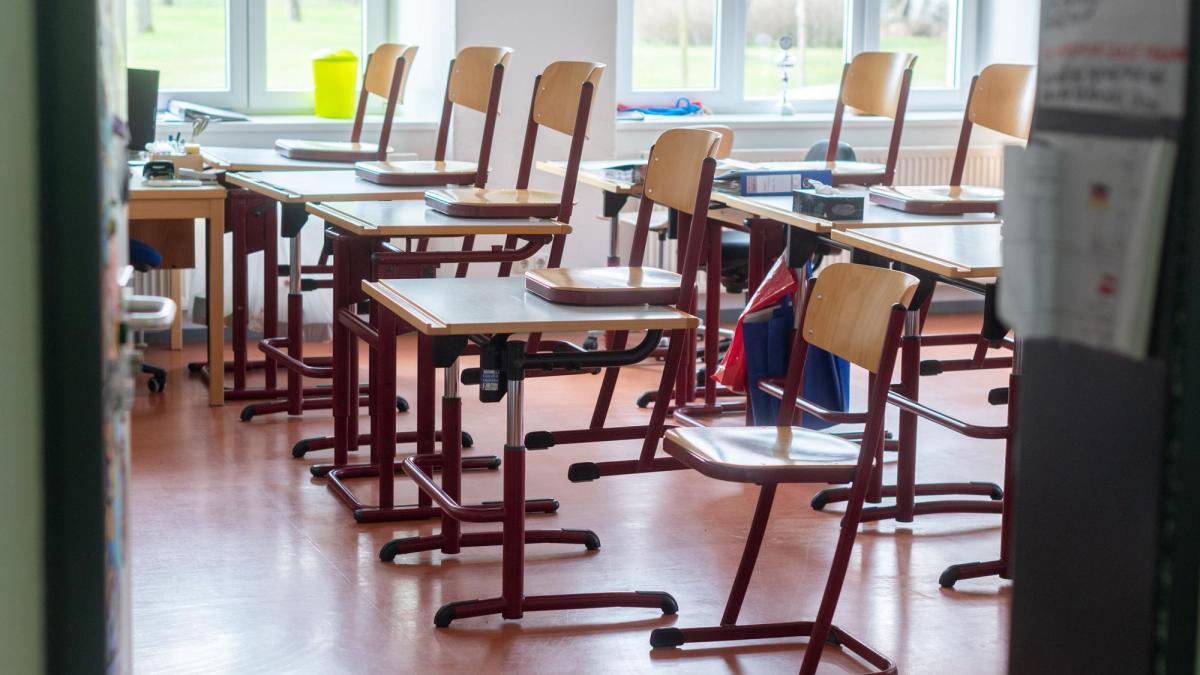 Wo fällt heute am Montag, 26.1.26 in Bayern wegen Glatteis die Schule aus?