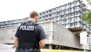 Polizei rückt zu 14.300 Einsätzen in Berliner Kliniken aus