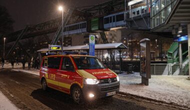 Schwebebahn nach Stromausfall zeitweise lahmgelegt - Rheinland - Nachrichten