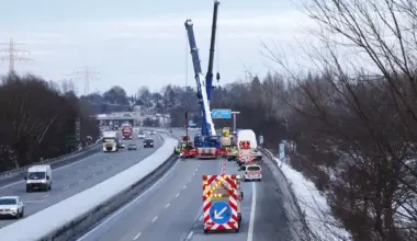 A1 in Hamburg war für Lkw-Bergung stundenlang gesperrt