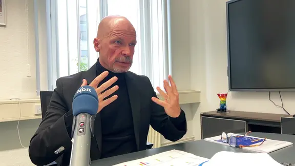 Finanzsenator Chris von Wrycz Rekowski im NDR-Interview.