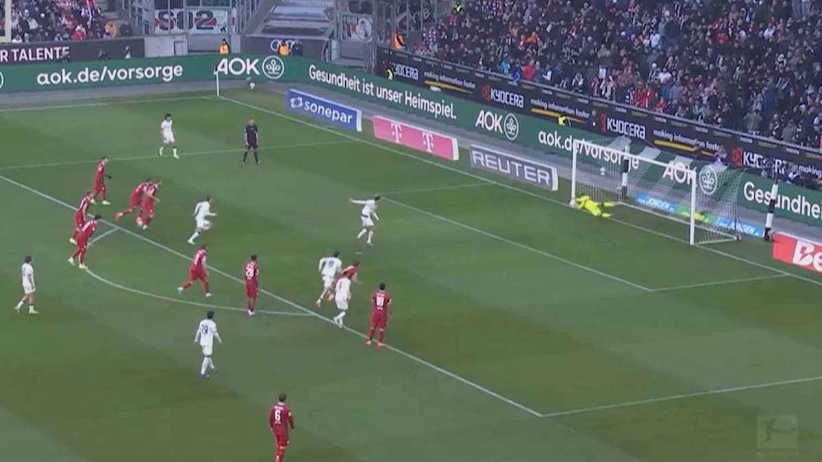 Bundesliga: Elfer gehalten! Nübels starke Parade verhindert den Rückstand – dann dreht Stuttgart auf - Video