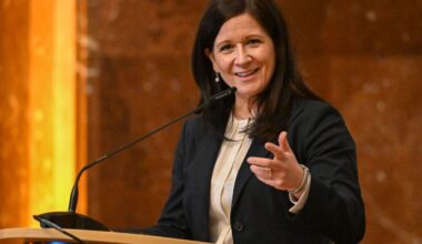 Land Berlin würdigt Einsatz von Pflegeeltern