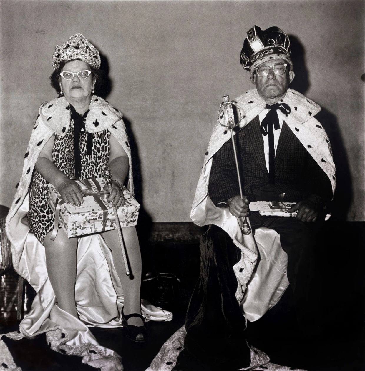 So sehen Sieger aus: Gewinner eines Tanzwettbewerbs in New York, 1970 aufgenommen von Diane Arbus.