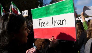 Solidaritätsdemo in Dresden - Kritik am iranischen Regime