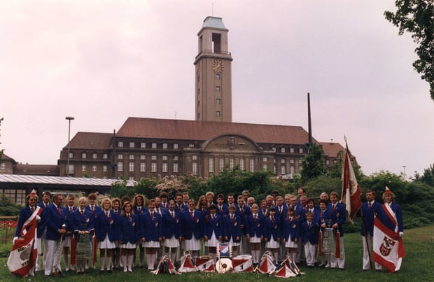 Spielmannszug des TSV Staaken aus Spandau vor dem Rathaus Spandau
