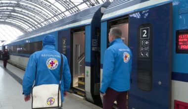 Mütze, Kaffee, helfende Hände: Die Bahnhofsmission Dresden im Einsatz