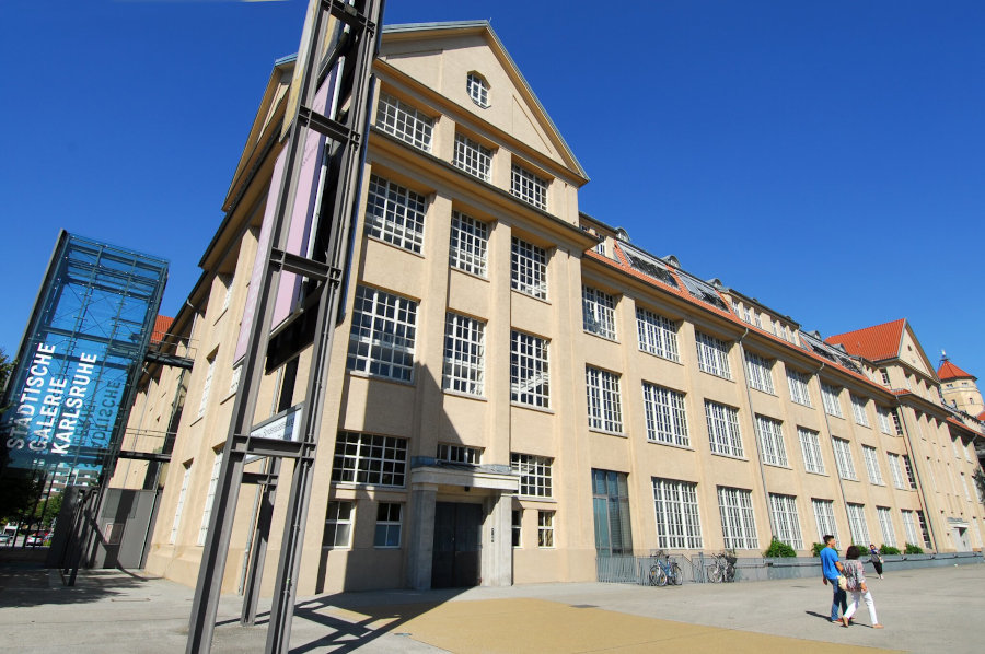 Die Farben des Lebens – Ein kreatives Angebot für Menschen mit Demenz und ihre Angehörigen