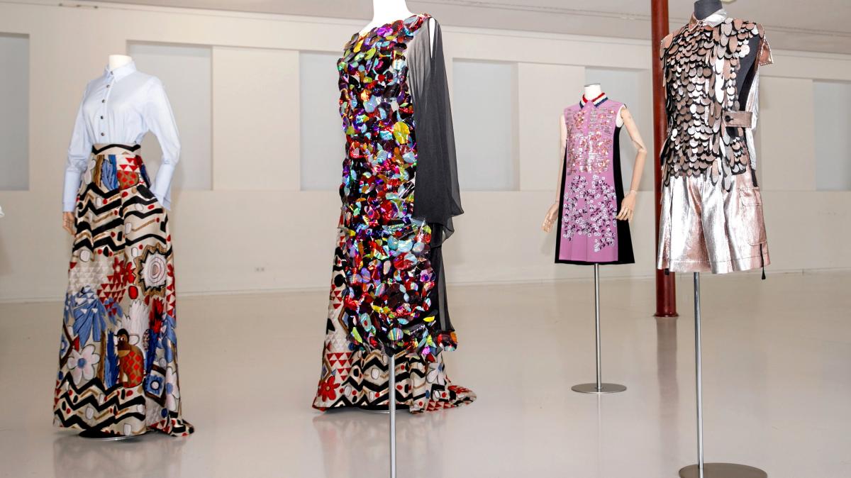 Die Sammlung des Designer-Labels Talbot Runhof kommt ins Textilmuseum Augsburg