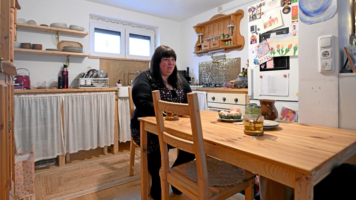 Alleinerziehende kämpft nach schwerer Krankheit um ihr Haus in Augsburg