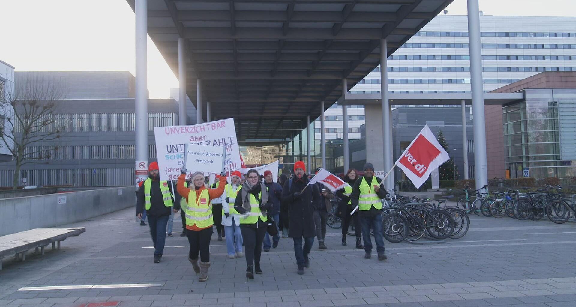 "Erhebliche Einschränkungen": Erneuter Warnstreik am Uniklinikum Frankfurt