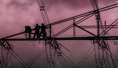 Arbeiten an einer 380-kV Höchstspannungsfreileitung