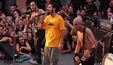 System Af A Down während des Videodrehs zu ‘Chop Suey’