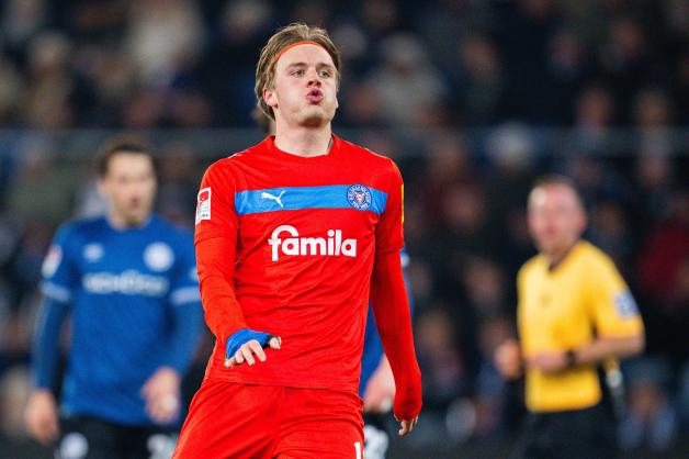 Zeigte in der ersten Halbzeit eine gute Leistung für Holstein Kiel, ließ im zweiten Durchgang gegen Arminia Bielefeld aber die Chance zum 3:0 für die „Störche“ liegen: Jonas Therkelsen.