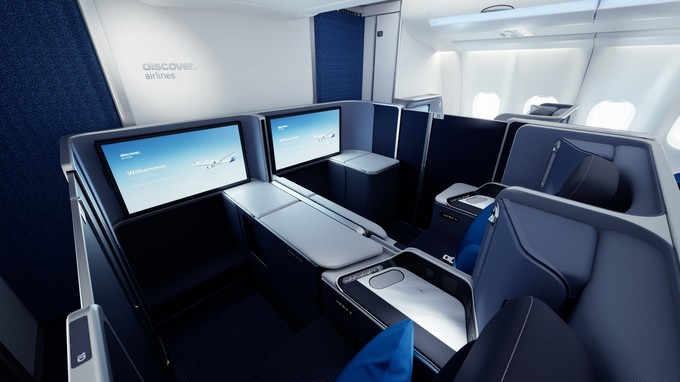 ... gibt es ganz vorne in Reihe 1 auch zwei Business-Class-Suite-Sitze. Sie lassen sich zusammen ...