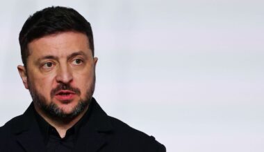 Selenskyj räumt schwere Lage in der Ukraine ein