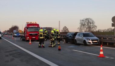 Neun Fahrzeuge in Auffahrunfälle verwickelt