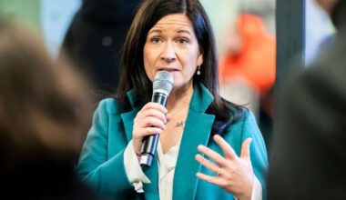 Auch Berlins Bildungssenatorin spielte in der Stromkrise Tennis