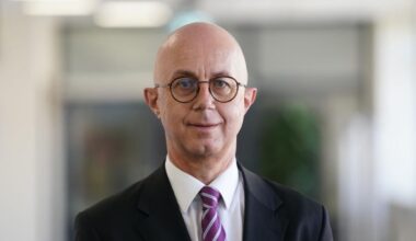 Boyens Medien - Wie ist der Anstieg der Arbeitslosenquote zu bewerten?