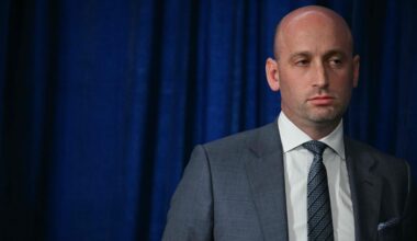 Der stellvertretende Stabschef des Weißen Hauses, Stephen Miller, hat mit seinen Aussagen zur Zugehörigkeit Grönlands zu Dänemark für Irritationen gesorgt.