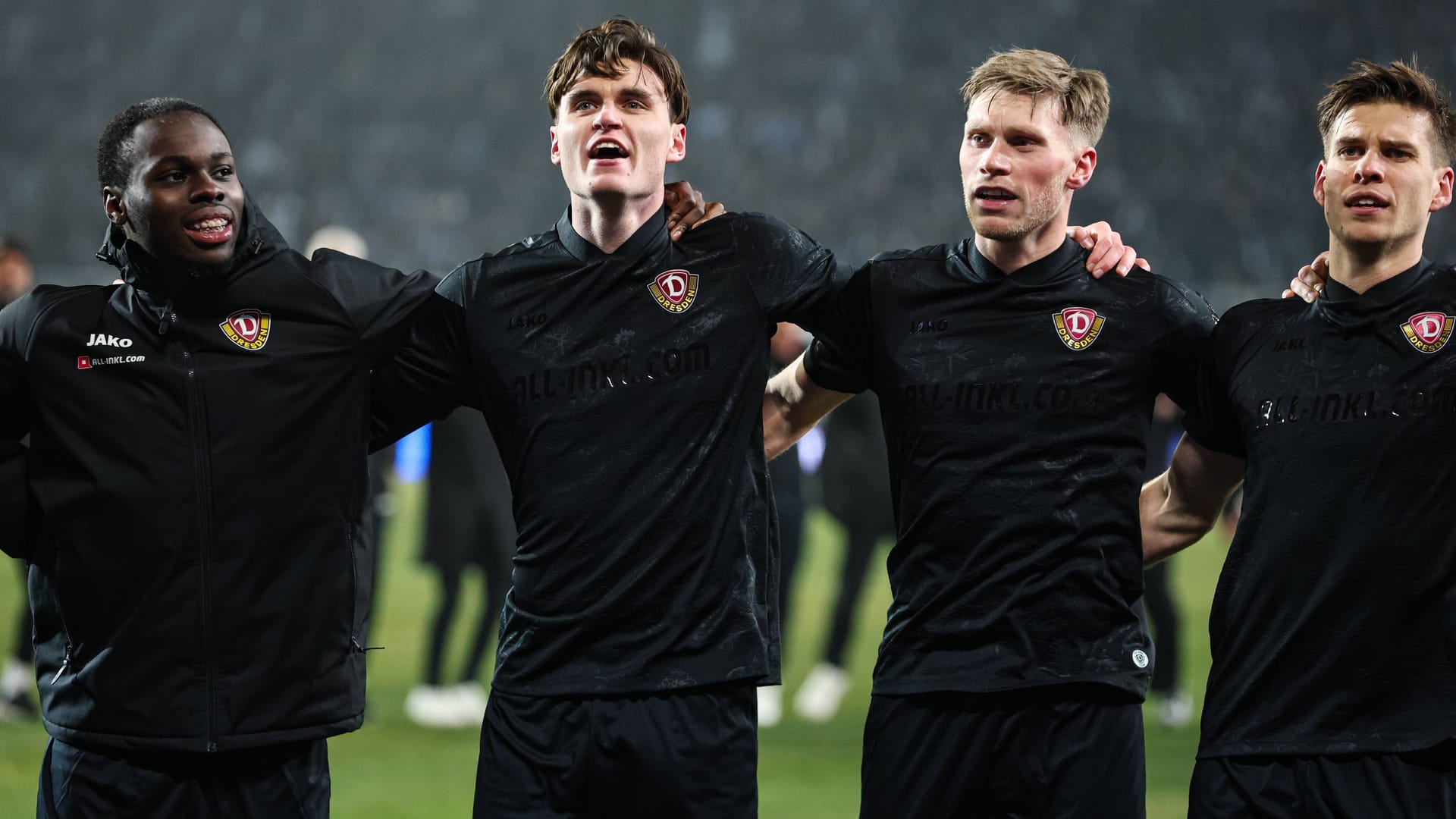 v.l. Kofi Amoako, Thomas Keller, Jonas Sterner und Alexander Rossipal (Archivbild): Dynamo trifft am Wochenende auf Arminia Bielefeld.