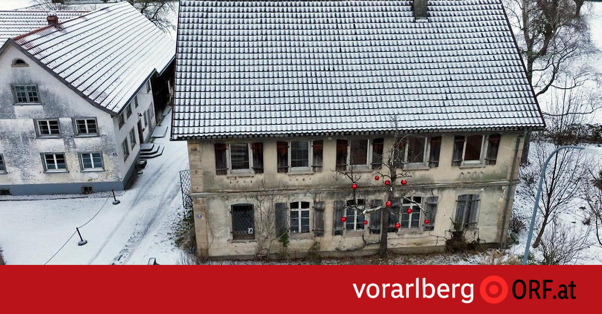 Ein altes Haus voller Kunstwerke