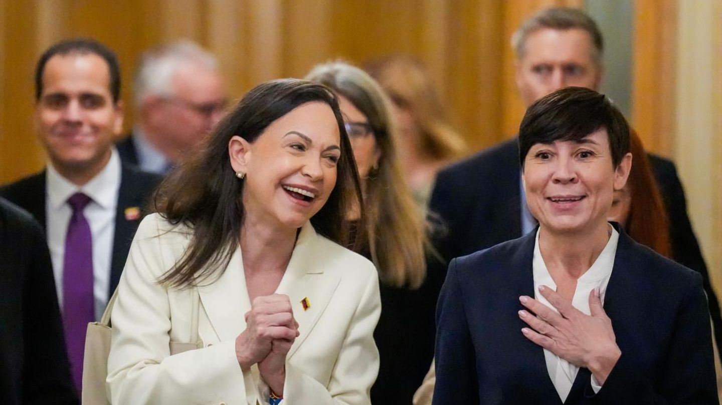 Venezuelas Oppositionsführerin und Friedensnobelpreisträgerin María Corina Machado (v.l.) in Oslo