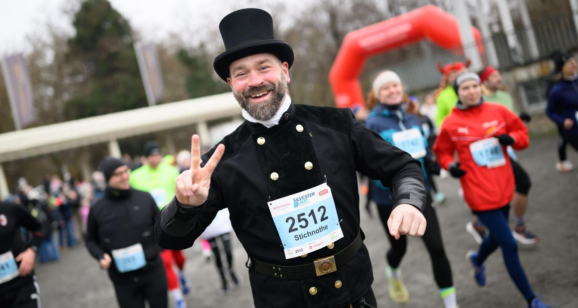 Tausende Sportfans bei Silvesterlauf in Hannover