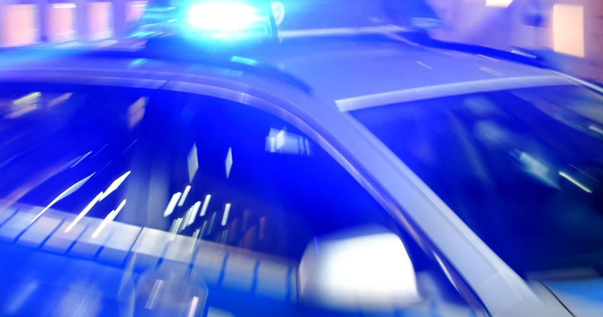 Mönchengladbach: Minderjährige in Mietwagen - Unfall nach Verfolgungsjagd