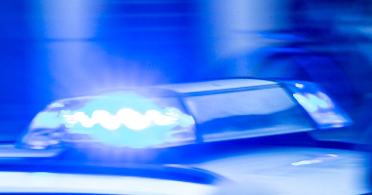 Zigarettenautomat in Wuppertal von der Wand gesprengt