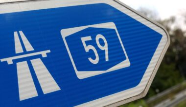 Bombenblindgänger an Autobahn bei Köln gesprengt