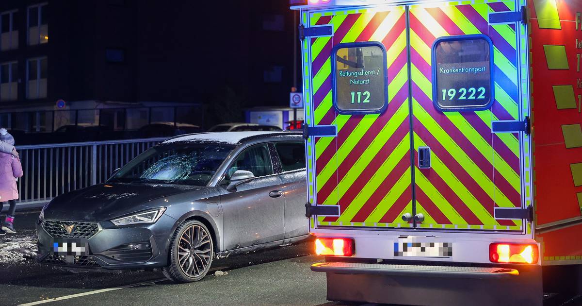 53-Jähriger in Wuppertal-Barmen angefahren