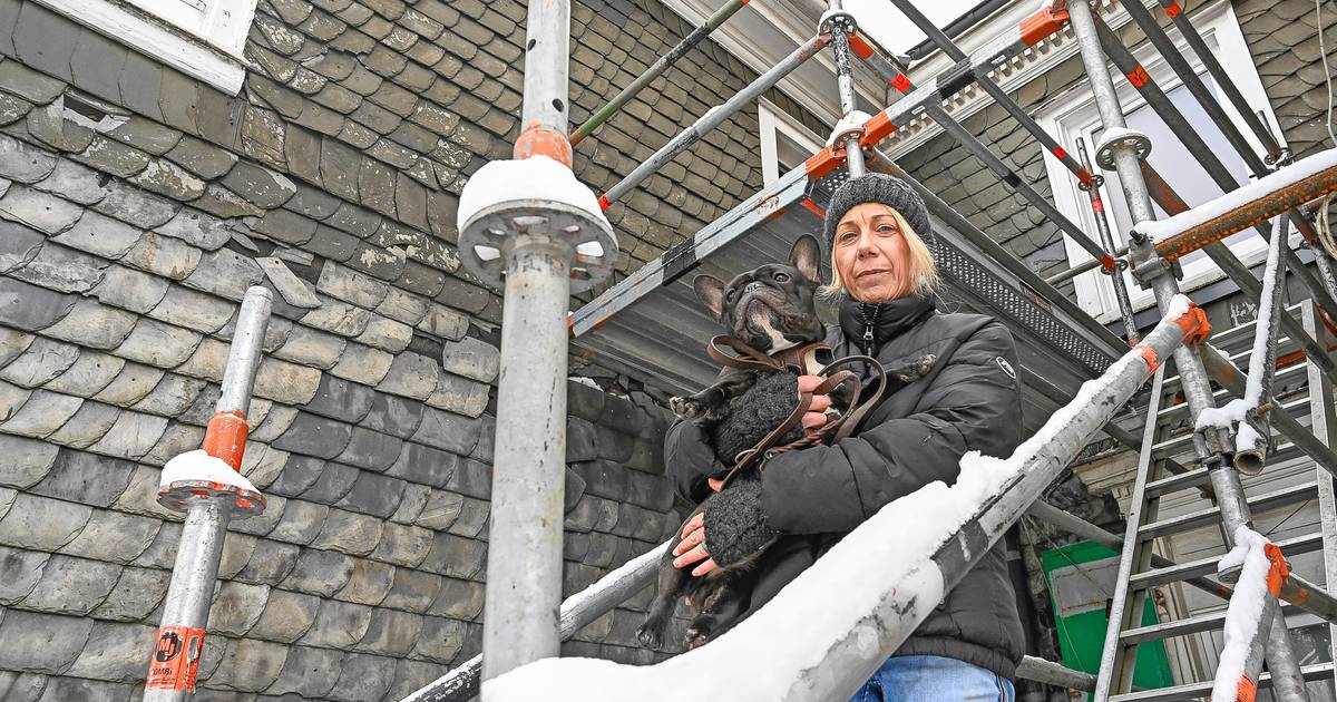 Metallgerüst ersetzt seit Monaten die einstige Holzterrasse