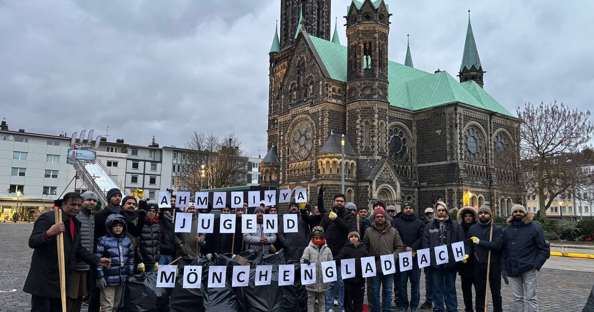 Kehraktion Männer und Jungen der Ahmadiyya Muslim Gemeinde