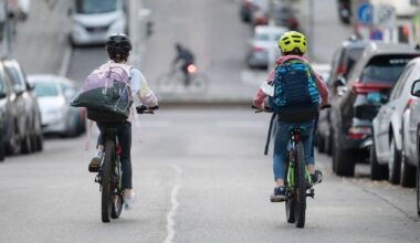 14-Jährige wird auf Schulweg angefahren