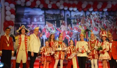 Prunksitzung der KG Rot-Weiß Walsum mit der Kindergarde "Traumtänzer"