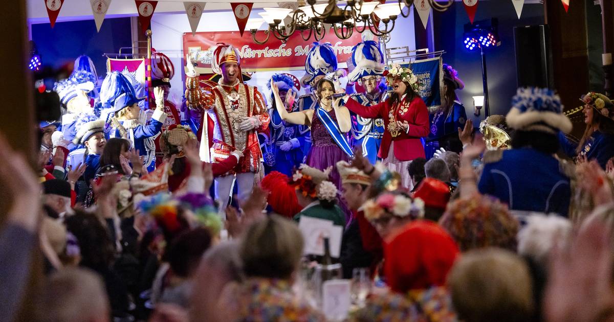 Närrischen Marktfrauen feiern 7x11 Jahre