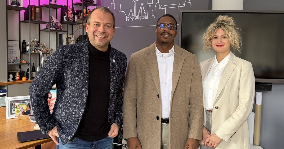 Bürgermeister empfängt Besucher aus Tarrafal