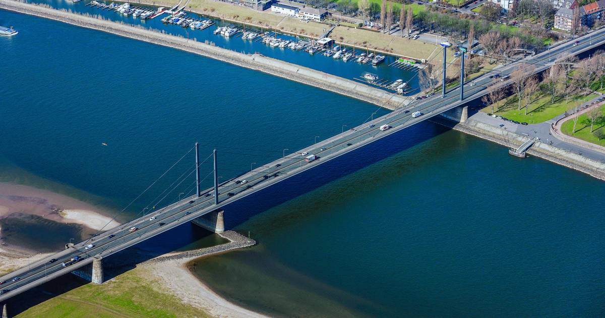 Theodor-Heuss-Brücke in Düsseldorf – Rheinbahn sucht Lösung für Schüler