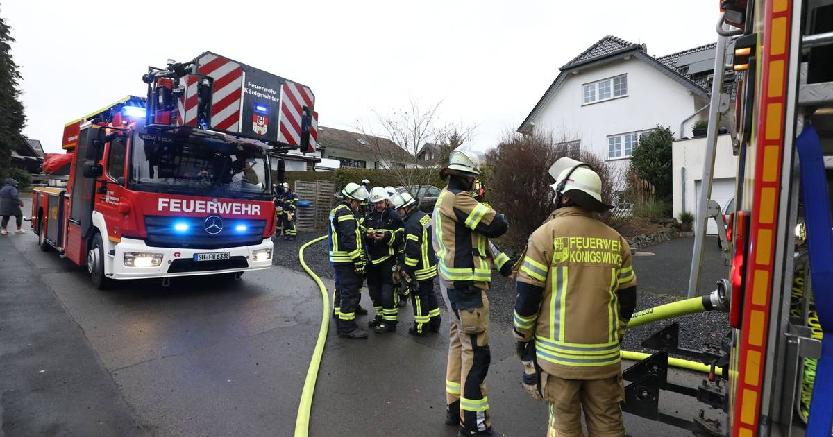Feuerwehr Königswinter: Elektrogerät löst Keller-Brand aus