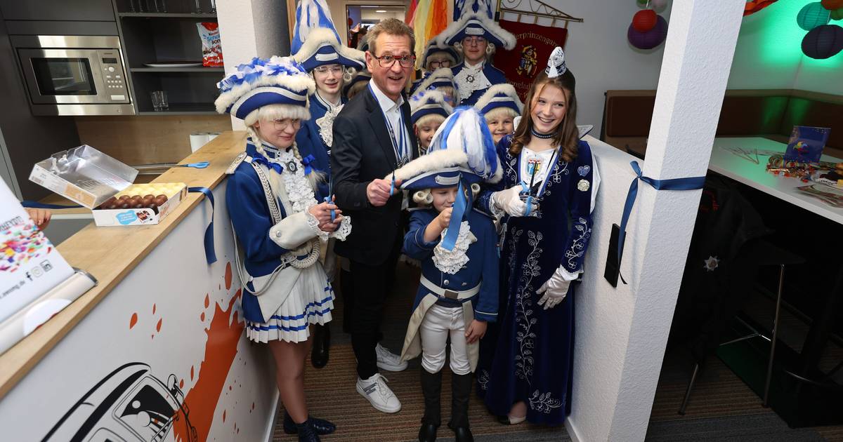Karneval 2026 in Mönchengladbach: Kinderprinzenpaar mit Awo-Hochburg