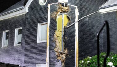 Fachwerkhaus in Wuppertal-Ronsdorf geräumt - Fassade droht abzusacken