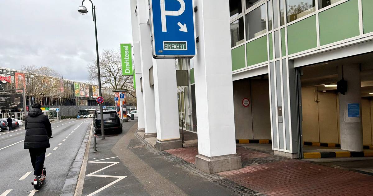 Bertreiber des Lindeblock-Parkhauses zieht Preise an