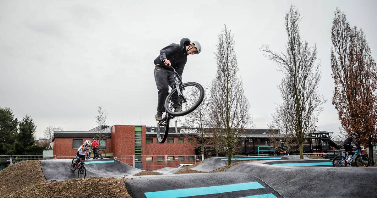 Neue Pumptrack-Anlage in Lichtenbroich hat eröffnet