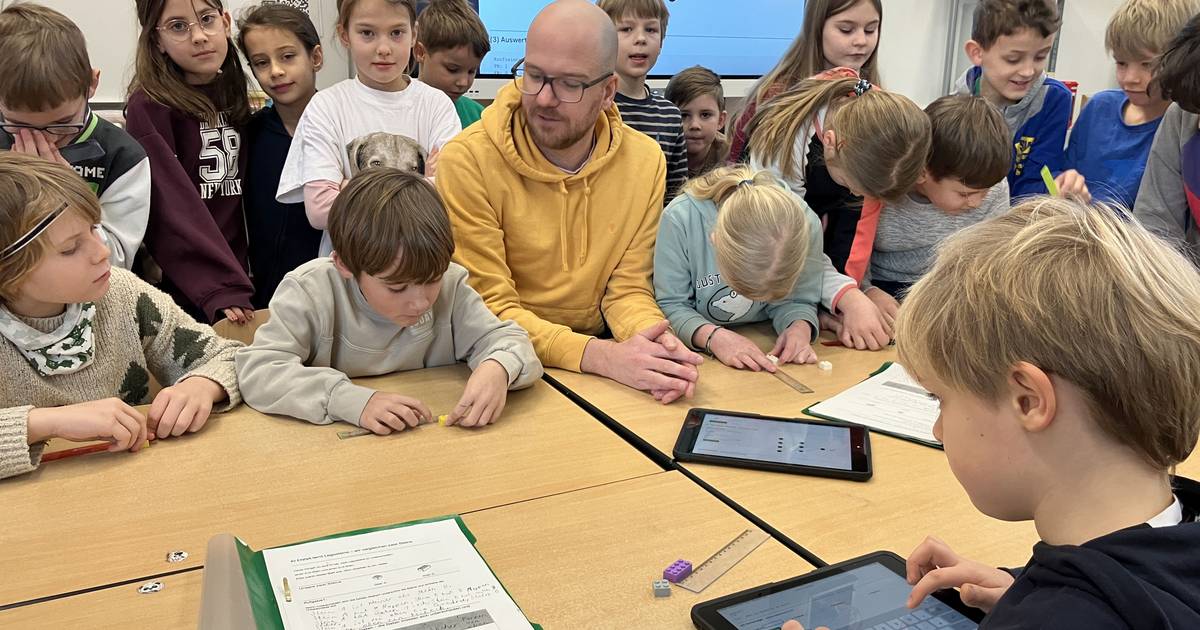 Dritt- und Viertklässler trainieren KI