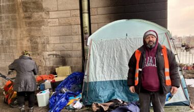 Brand in Bonn-Beuel: Zelt von Obdachlosen zerstört