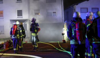 Feuerwehr Bonn: Tiefgaragenbrand in Mehrfamilienhaus