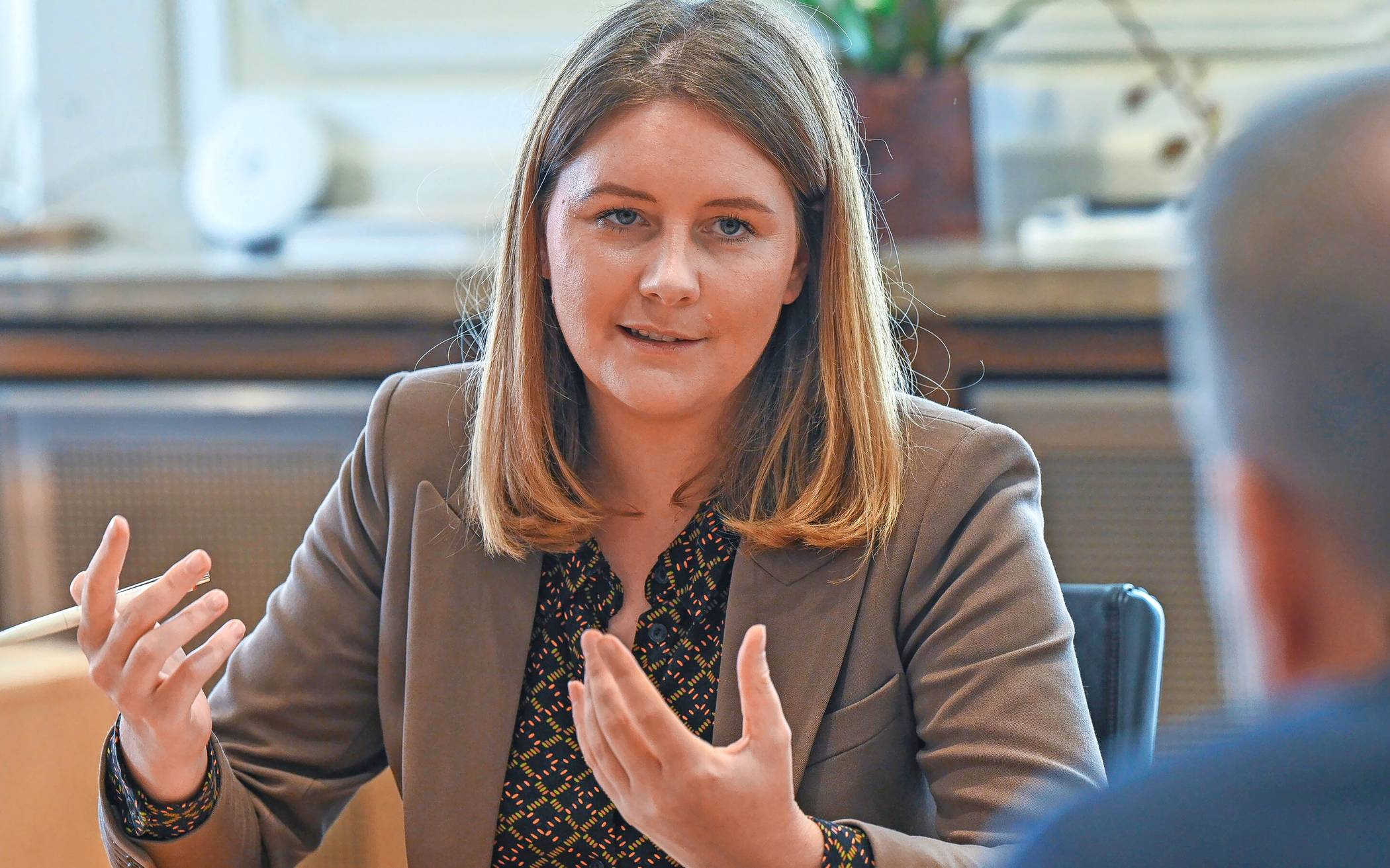  Oberbürgermeisterin Miriam Scherff will trotz aller Herausforderungen an den Klimazielen festhalten. 