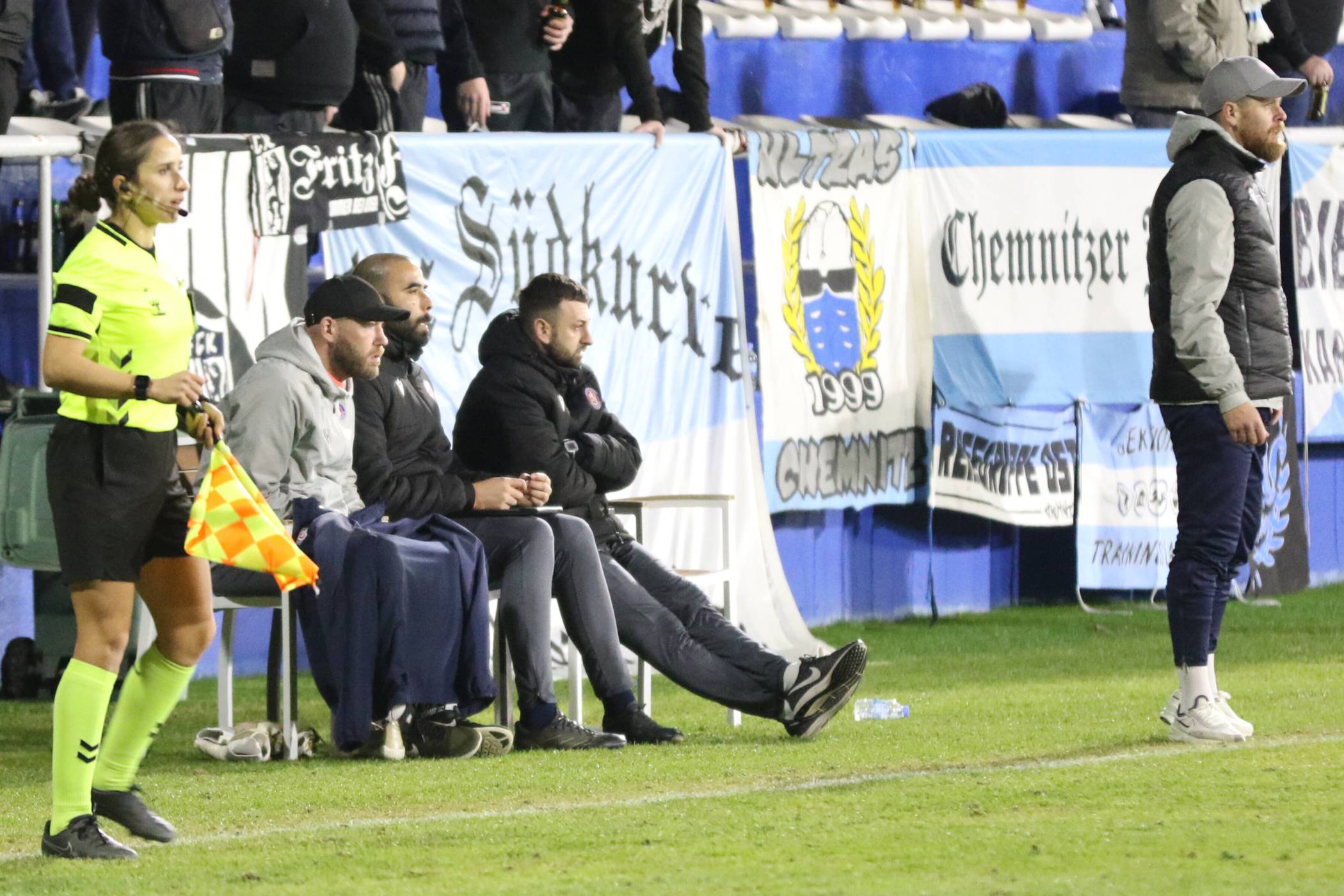  Der neue WSV-Trainer Mike Wunderlich und sein Team (hier beim Test gegen Chemnitz) hoffen am Samstag zum Ligaauftakt gegen Velbert auf einen Heimsieg im Stadion am Zoo. 