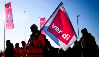 Warnstreik trifft Verkehr: Brücken und Tunnel im Norden gesperrt